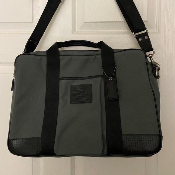 NWOT Coach Voyager Gray Messenger Laptop Travel Commuter Bag - Picture 1 of 9